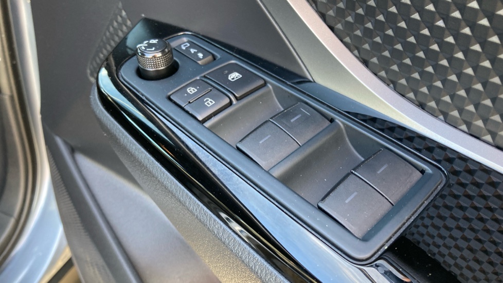 Toyota C-HR 1.8 Hybrid GR Sport 5dr CVT Hybrid Hatchback - Image 28