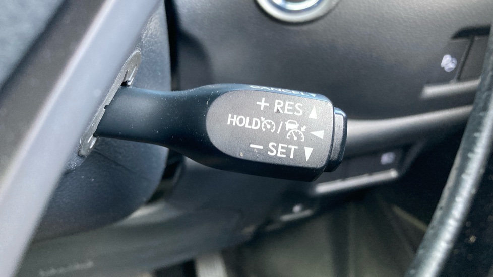 Toyota C-HR 1.8 Hybrid GR Sport 5dr CVT Hybrid Hatchback - Image 31