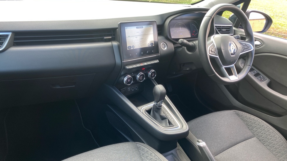 Renault Clio 1.6 E-TECH full hybrid 145 Evolution 5dr Auto Hybrid Hatchback - Image 9