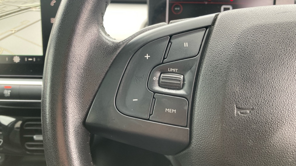 Citroen C4 Cactus 1.5 BlueHDi Flair 5dr Diesel Hatchback - Image 30