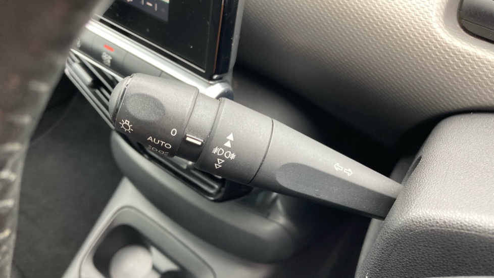 Citroen C4 Cactus 1.5 BlueHDi Flair 5dr Diesel Hatchback - Image 32
