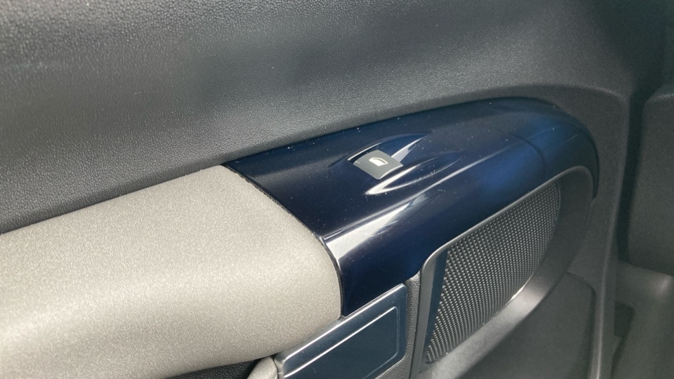 Citroen C4 Cactus 1.5 BlueHDi Flair 5dr Diesel Hatchback - Image 44