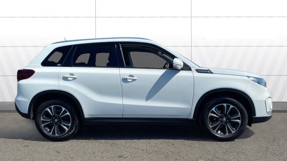 Suzuki Vitara 1.4 Boosterjet 48V Hybrid SZ5 ALLGRIP 5dr Petrol Estate - Image 5