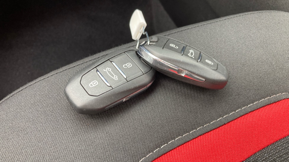 Vauxhall Mokka 1.2 Turbo SRi Premium 5dr Petrol Hatchback - Image 19