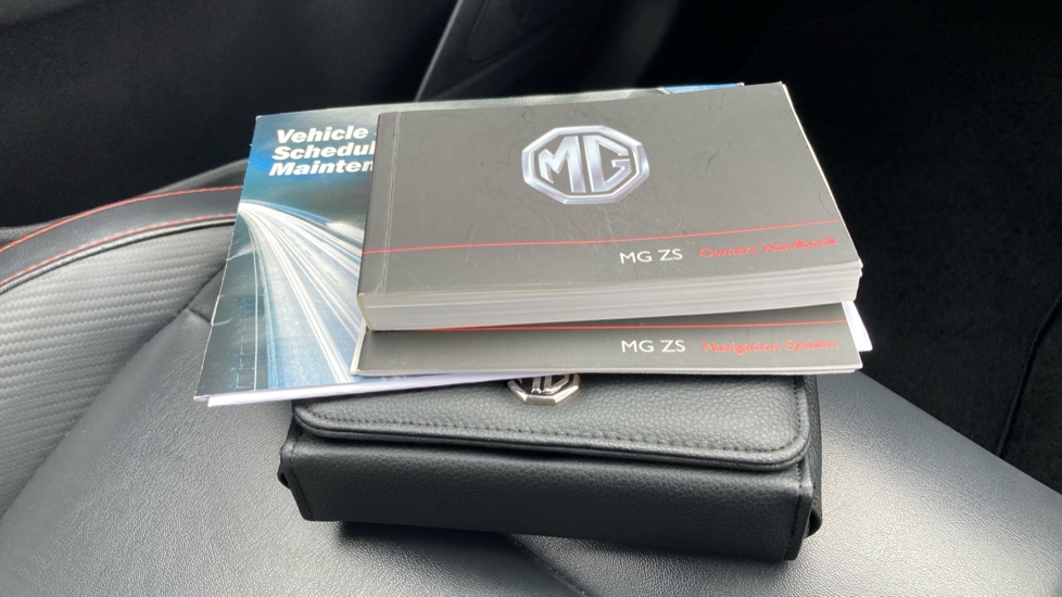 MG ZS 1.5 VTi-TECH Exclusive 5dr Petrol Hatchback - Image 20