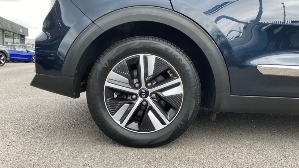 Kia Niro 1.6 GDi PHEV 3 5dr DCT Estate - Image 7