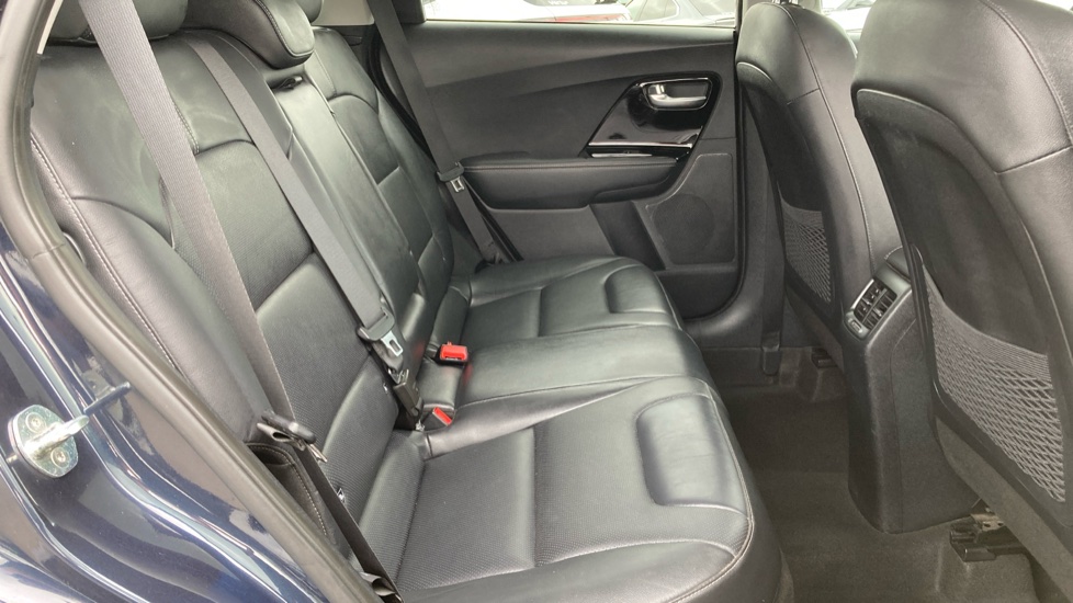 Kia Niro 1.6 GDi PHEV 3 5dr DCT Estate - Image 16