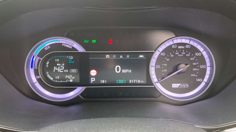 Kia Niro 1.6 GDi PHEV 3 5dr DCT Estate - Image 18