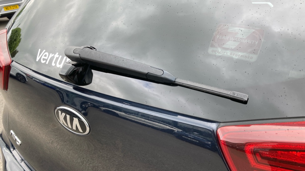 Kia Niro 1.6 GDi PHEV 3 5dr DCT Estate - Image 23