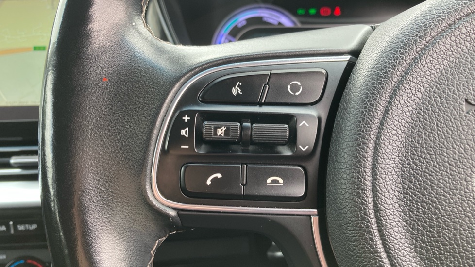 Kia Niro 1.6 GDi PHEV 3 5dr DCT Estate - Image 35