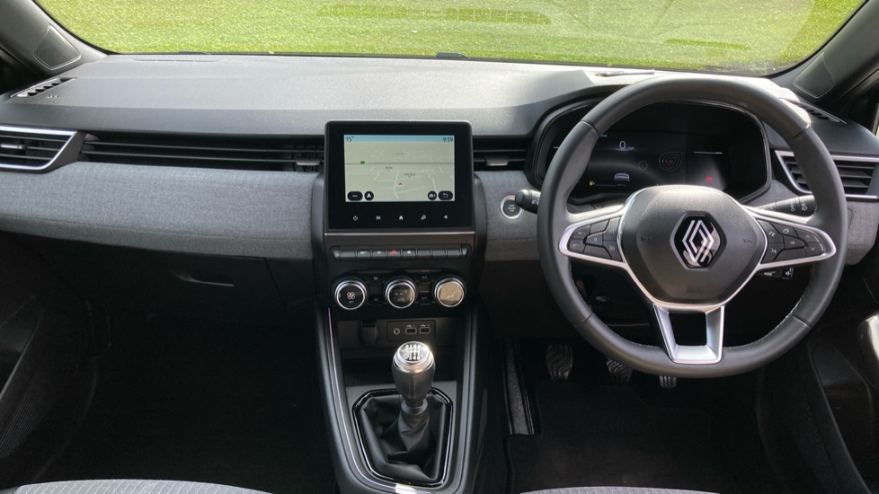 Renault Clio 1.0 TCe 90 Techno 5dr Petrol Hatchback - Image 10