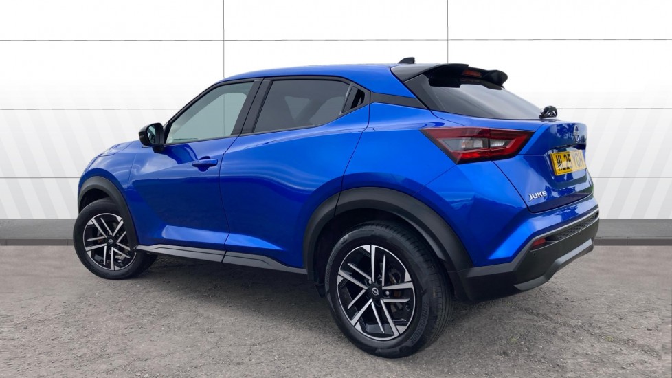 Nissan Juke 1.0 DiG-T N-Connecta 5dr Petrol Hatchback - Image 2
