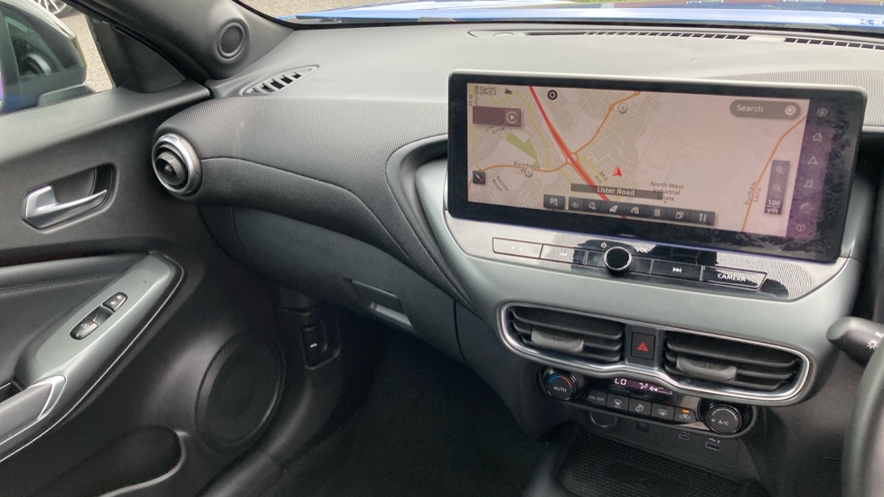 Nissan Juke 1.0 DiG-T N-Connecta 5dr Petrol Hatchback - Image 14