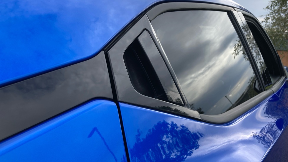 Nissan Juke 1.0 DiG-T N-Connecta 5dr Petrol Hatchback - Image 21