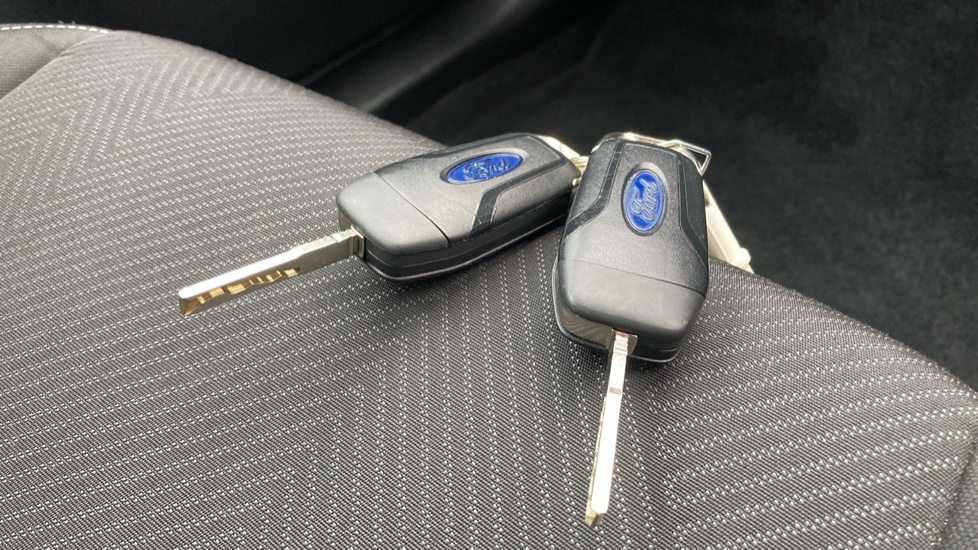 Ford Fiesta 1.0 EcoBoost Trend 5dr Petrol Hatchback - Image 19