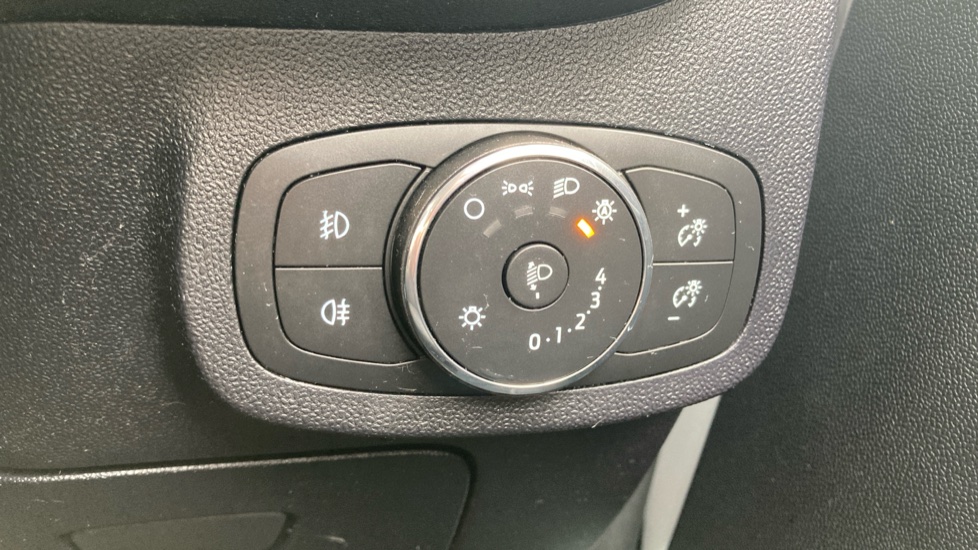 Ford Fiesta 1.0 EcoBoost Trend 5dr Petrol Hatchback - Image 21