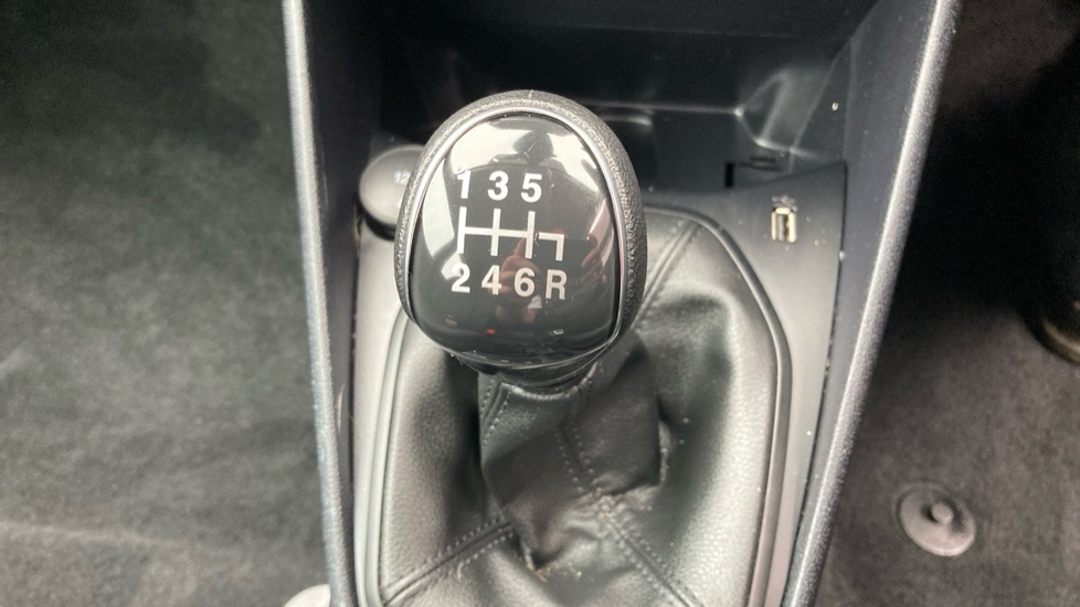 Ford Fiesta 1.0 EcoBoost Trend 5dr Petrol Hatchback - Image 26