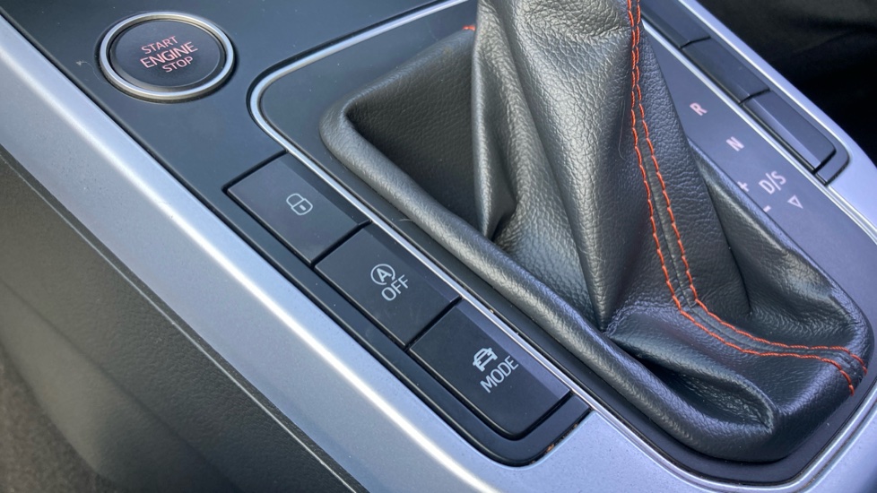 SEAT Arona 1.0 TSI 110 FR Edition 5dr DSG Petrol Hatchback - Image 27