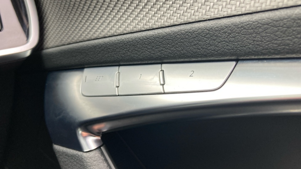 Audi A6 40 TDI Black Edition 5dr S Tronic Diesel Estate - Image 29