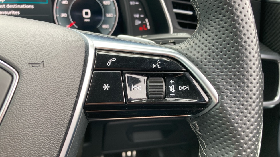 Audi A6 40 TDI Black Edition 5dr S Tronic Diesel Estate - Image 31