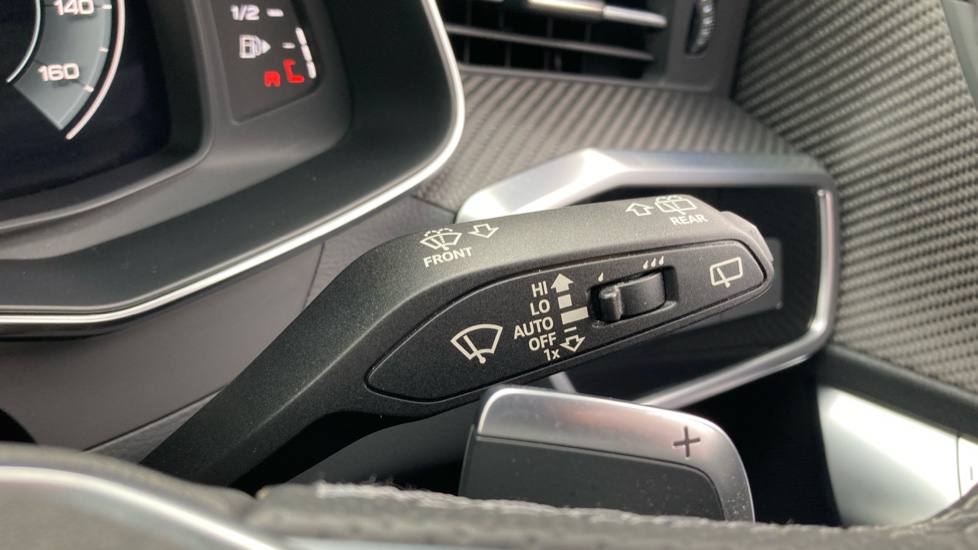 Audi A6 40 TDI Black Edition 5dr S Tronic Diesel Estate - Image 33
