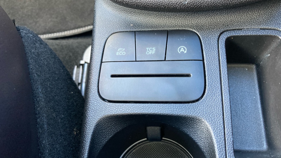 Ford Fiesta Vignale 1.0 EcoBoost 140 3dr Petrol Hatchback - Image 30