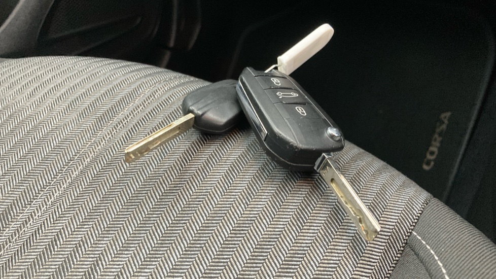 Vauxhall Corsa 1.2 SE 5dr Petrol Hatchback - Image 19