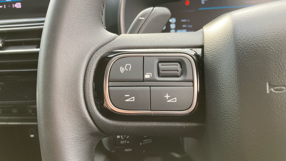Citroen C5 Aircross 1.2 PureTech Shine 5dr EAT8 Petrol Hatchback - Image 29
