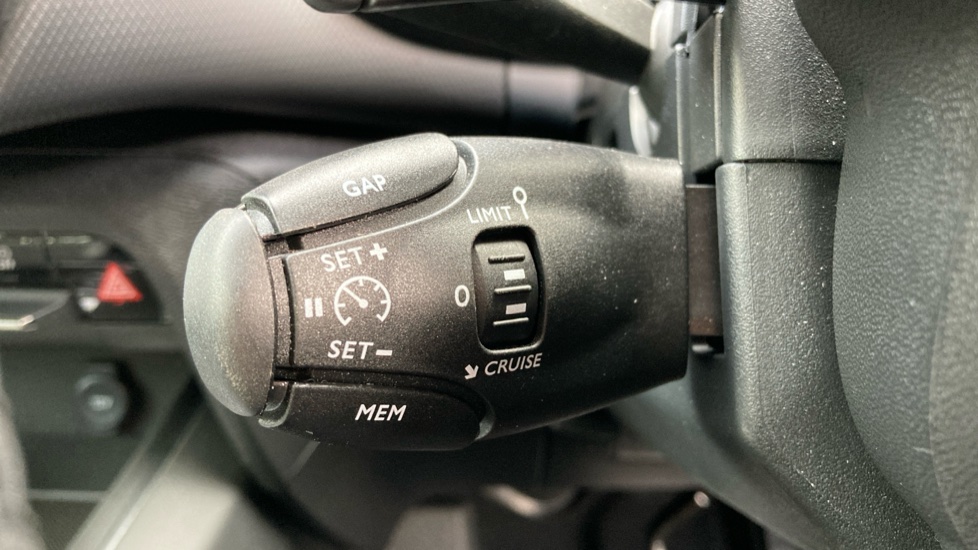 Citroen C5 Aircross 1.2 PureTech Shine 5dr EAT8 Petrol Hatchback - Image 31