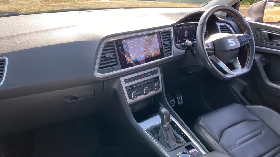 SEAT Ateca 1.5 TSI EVO FR Sport 5dr DSG Petrol Estate - Image 9