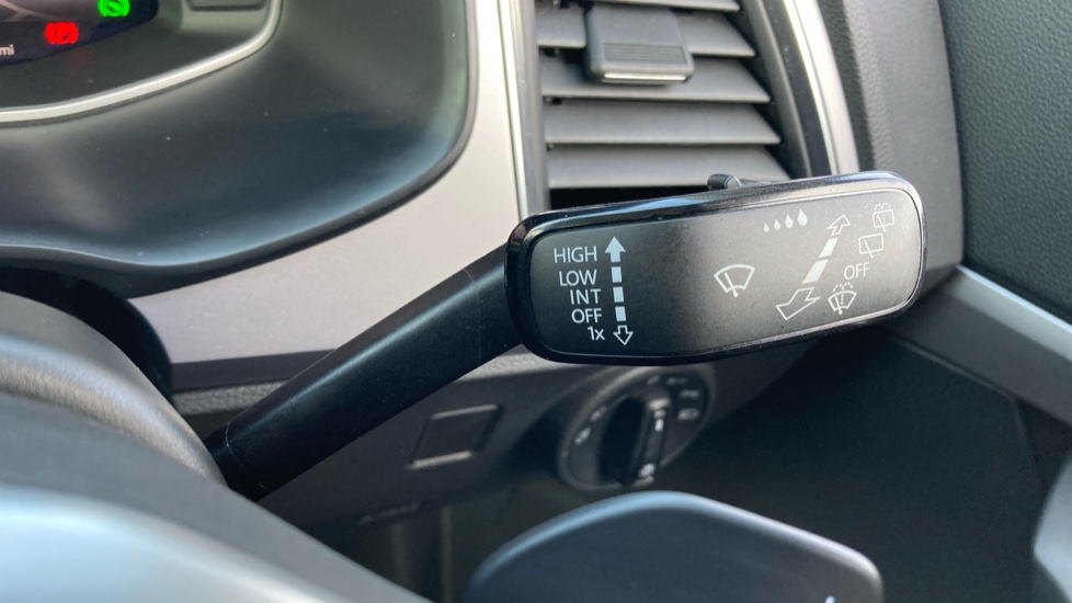 SEAT Ateca 1.5 TSI EVO FR Sport 5dr DSG Petrol Estate - Image 32
