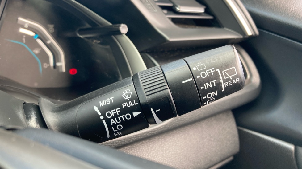 Honda Civic 1.6 i-DTEC SR 5dr Diesel Hatchback - Image 27