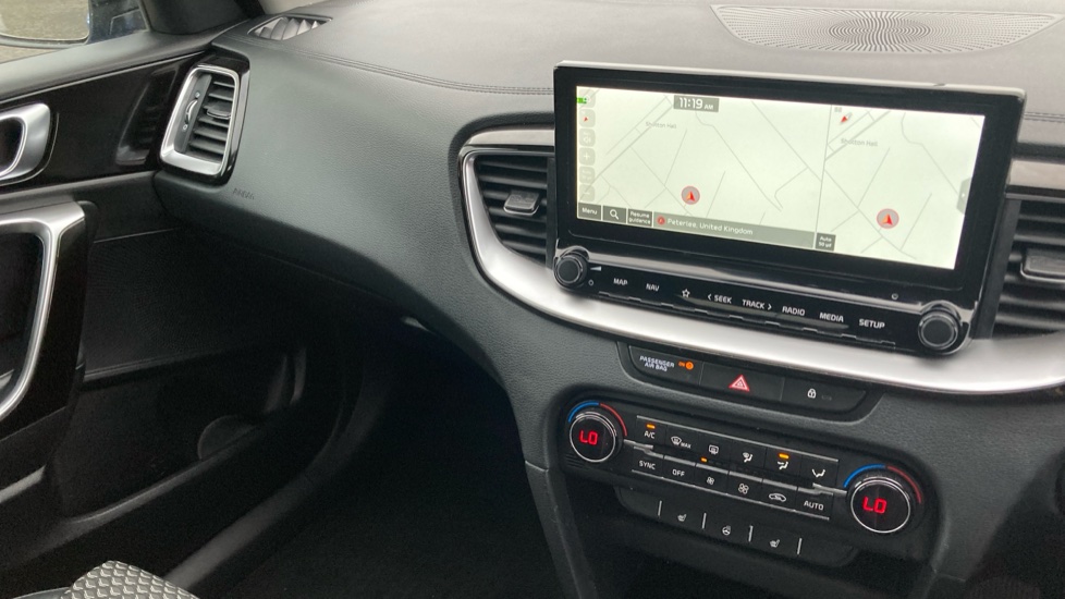 Kia Xceed 1.5T GDi ISG 3 5dr Petrol Hatchback - Image 14