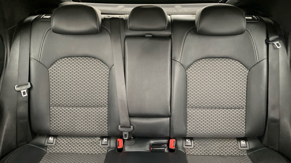 Kia Xceed 1.5T GDi ISG 3 5dr Petrol Hatchback - Image 15