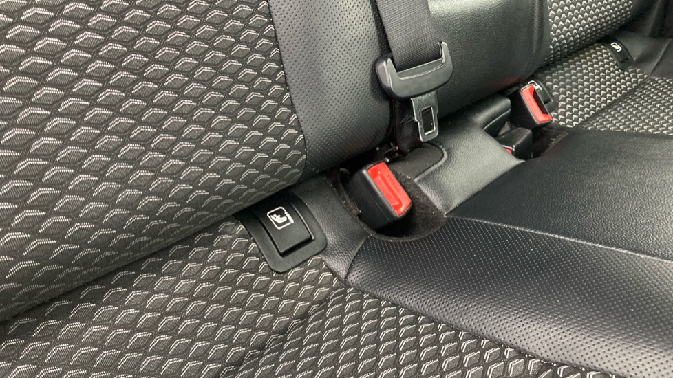 Kia Xceed 1.5T GDi ISG 3 5dr Petrol Hatchback - Image 17