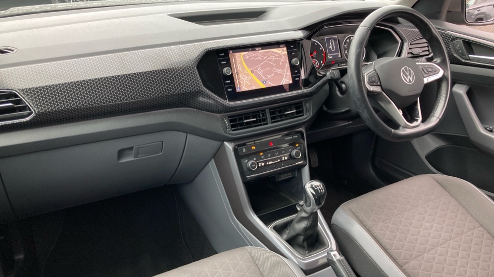 Volkswagen T-Cross 1.0 TSI 110 SEL 5dr Petrol Estate - Image 9