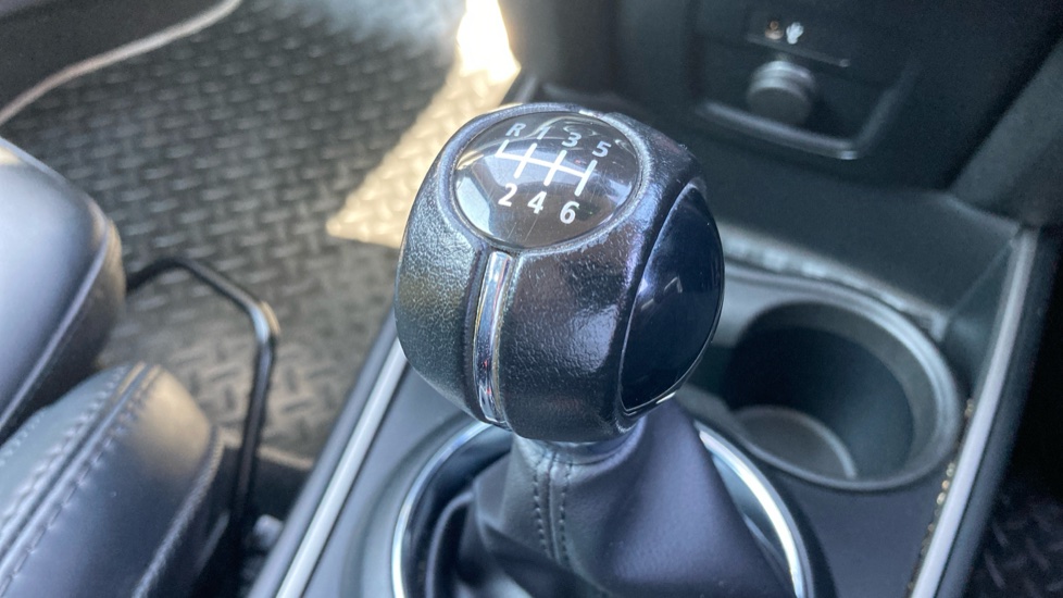 MINI Countryman 1.5 Cooper Exclusive 5dr Petrol Hatchback - Image 31