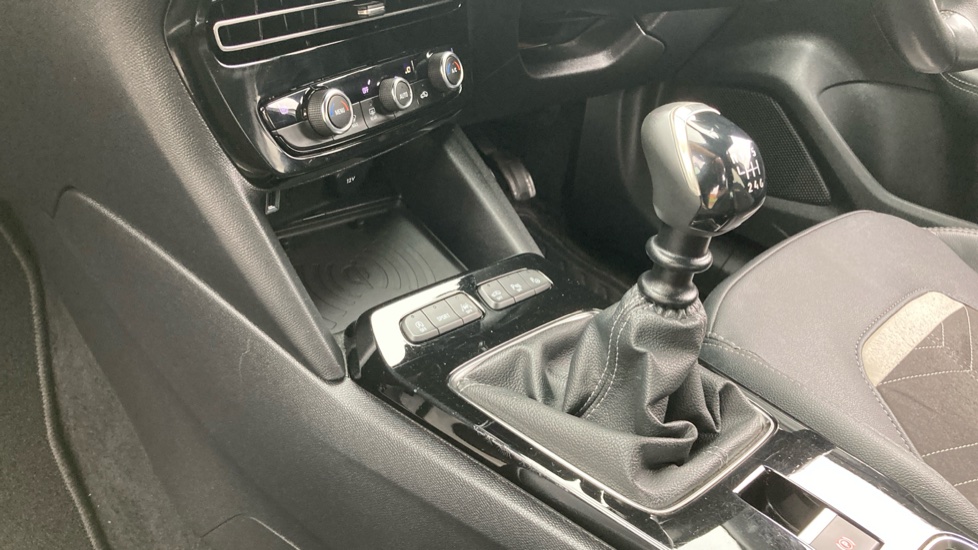 Vauxhall Mokka 1.2 Turbo 136 Ultimate 5dr Petrol Hatchback - Image 13