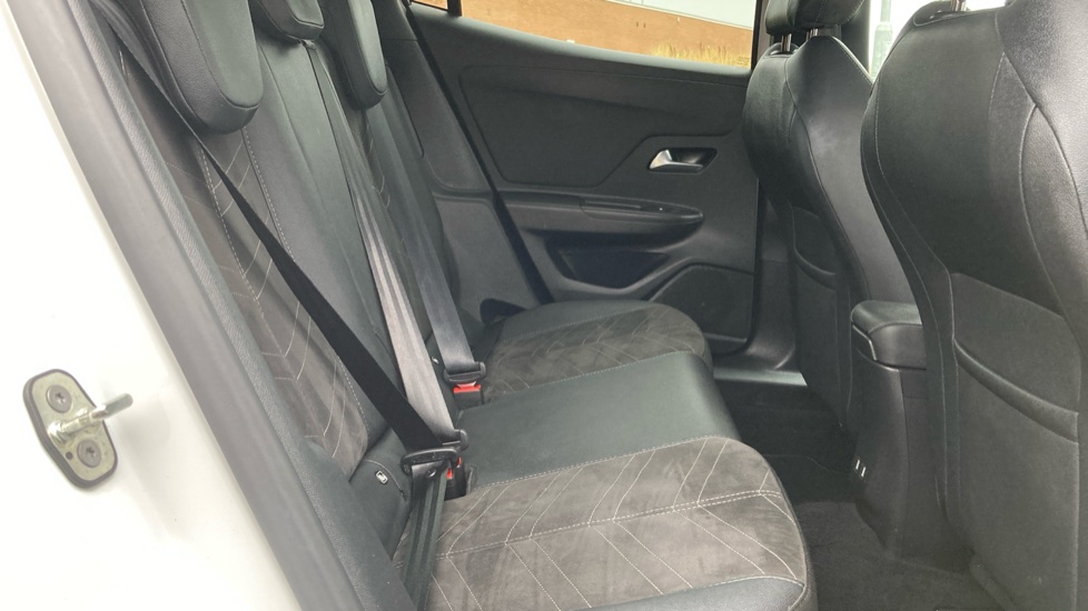Vauxhall Mokka 1.2 Turbo 136 Ultimate 5dr Petrol Hatchback - Image 16