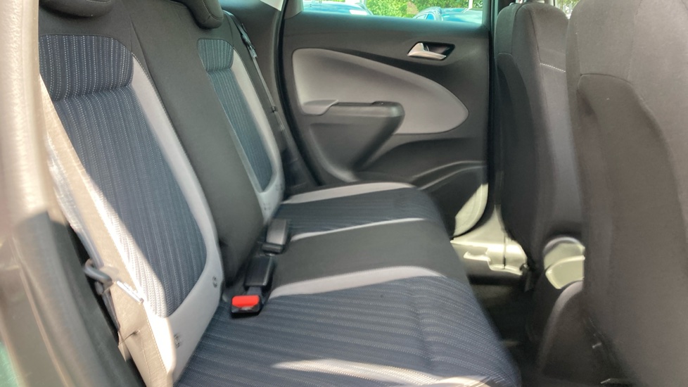 Vauxhall Crossland X 1.2 [83] Sport 5dr [Start Stop] Petrol Hatchback - Image 16