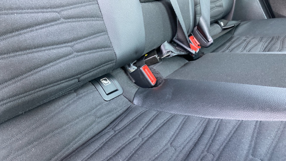 Kia Xceed 1.5T GDi ISG GT-Line 5dr Petrol Hatchback - Image 17