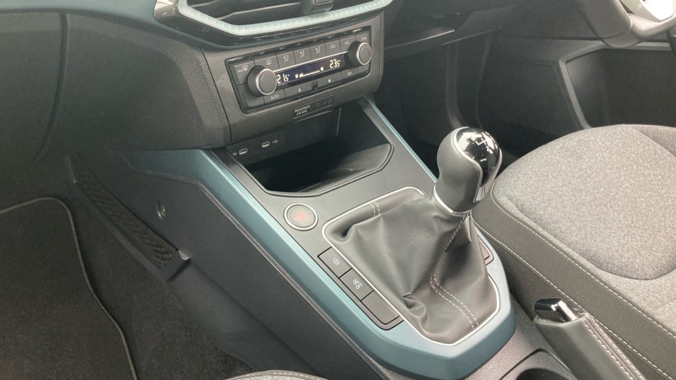 SEAT Arona 1.0 TSI 110 XPERIENCE 5dr Petrol Hatchback - Image 13