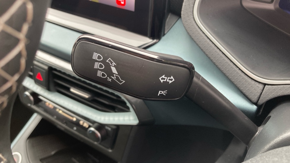 SEAT Arona 1.0 TSI 110 XPERIENCE 5dr Petrol Hatchback - Image 29