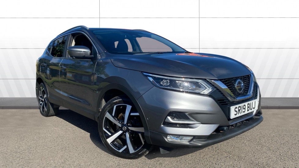 Nissan Qashqai 1.3 DiG-T Tekna 5dr Petrol Hatchback - Image 1