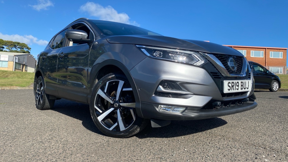 Nissan Qashqai 1.3 DiG-T Tekna 5dr Petrol Hatchback - Image 8