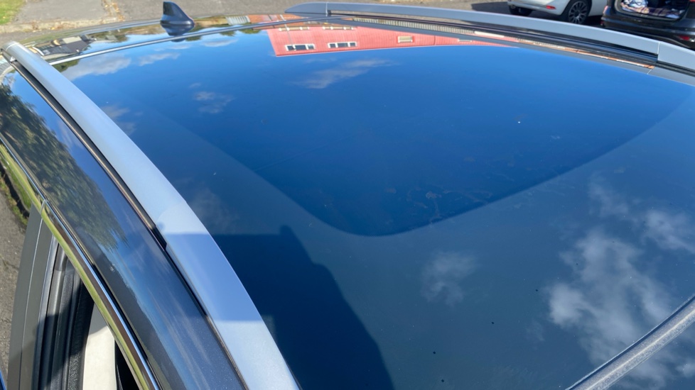 Nissan Qashqai 1.3 DiG-T Tekna 5dr Petrol Hatchback - Image 24