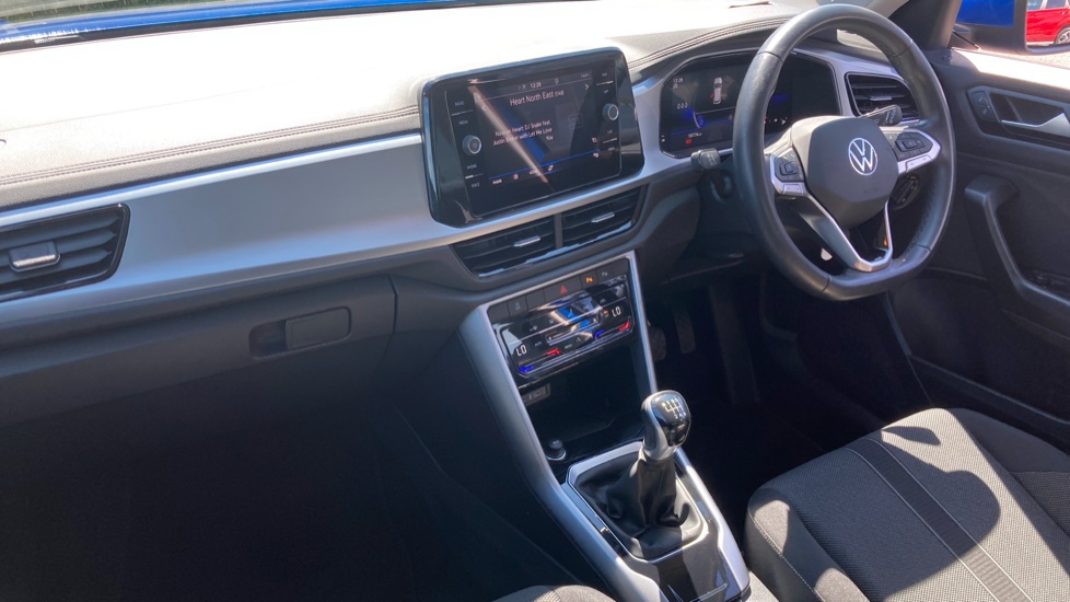 Volkswagen T-Roc 1.0 TSI Life 5dr Petrol Hatchback - Image 9