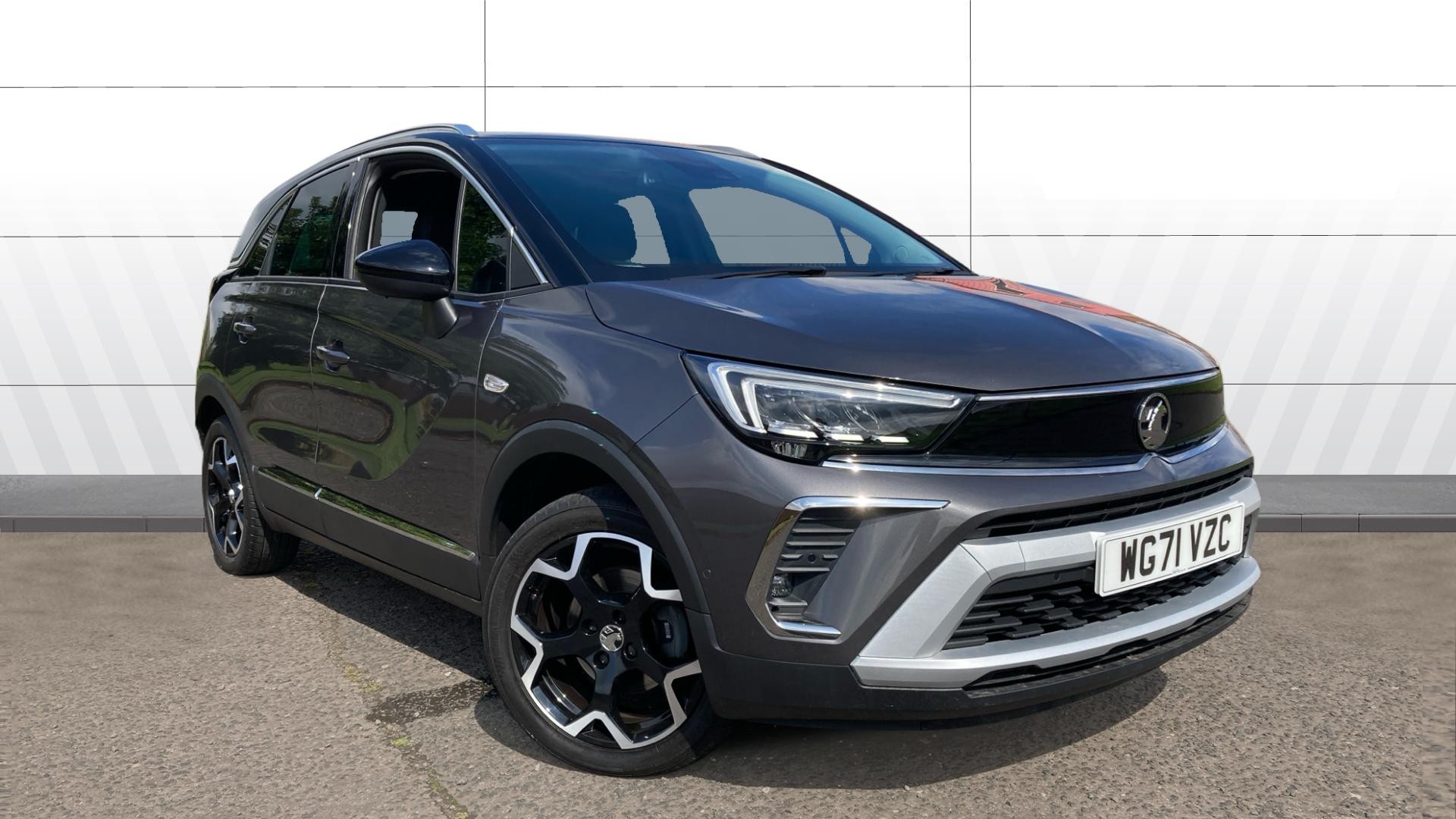 Vauxhall Crossland listing photo