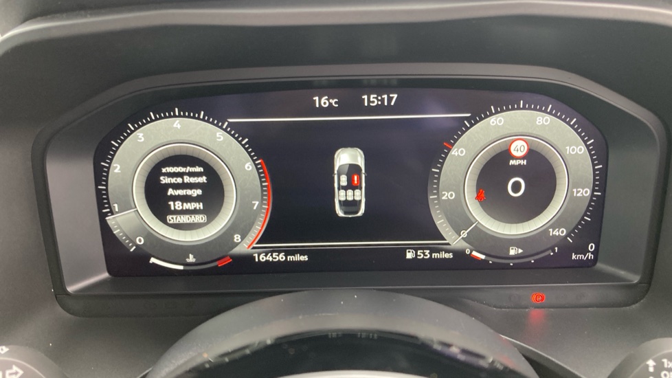 Nissan Qashqai 1.3 DiG-T MH N-Connecta 5dr Petrol Hatchback - Image 18
