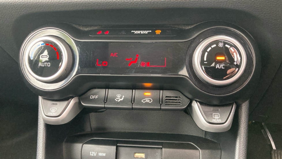 Kia Picanto 1.0 3 5dr [4 seats] Petrol Hatchback - Image 35